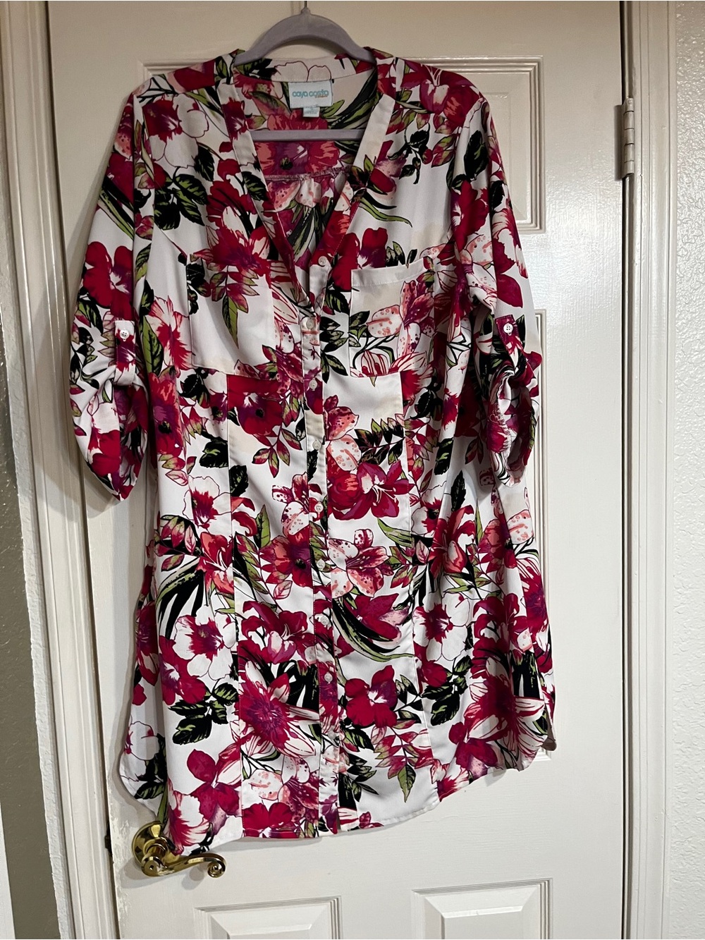 Floral Button-Front Women's dress - White & Fuchsia